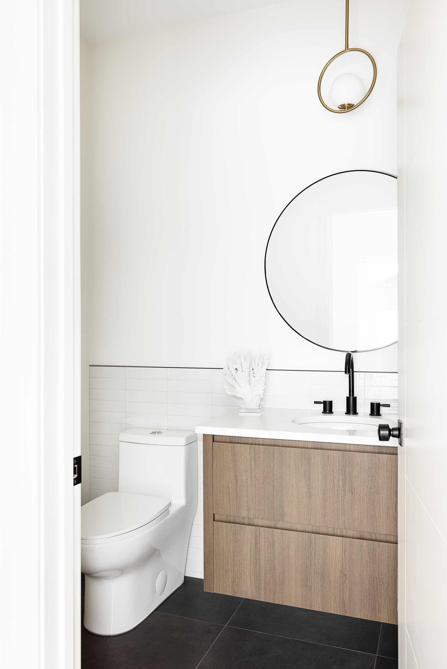 Textured Melimine, Kitchen & Vanitys Reno
