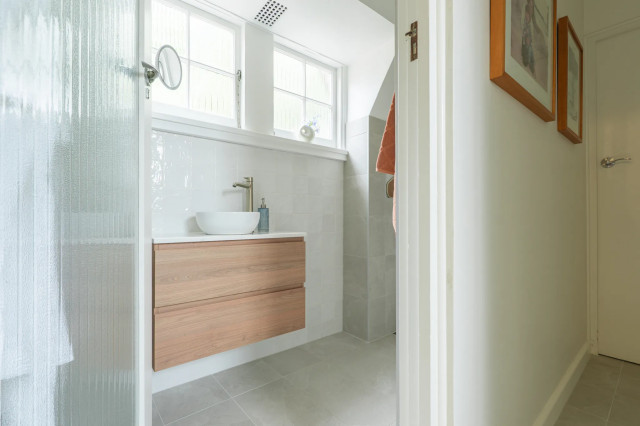 Castlecrag | Tranquil Retreat | Upstairs Bathroom modern-bathroom
