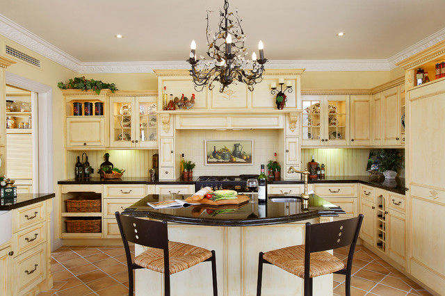 French Provincial Kitchen klassisk-koek