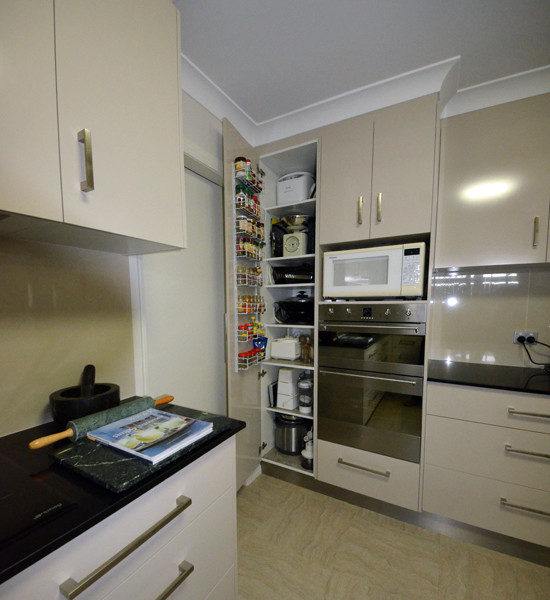 Appliance Towers Traditional Brisbane by Haddon Kitchens