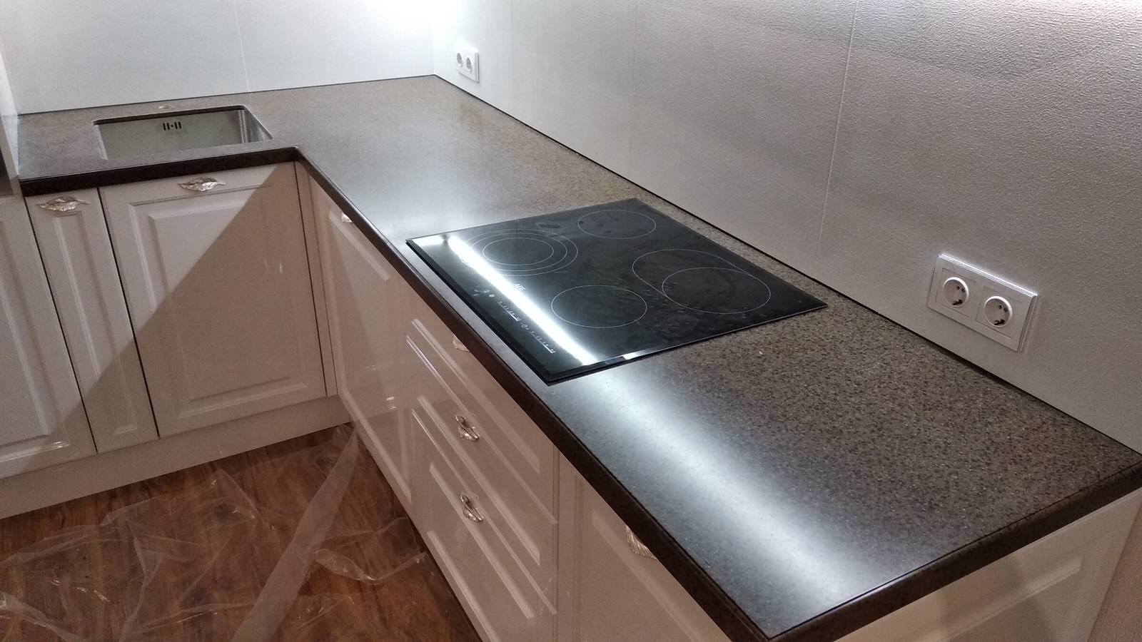 Столешницы из искусственного камня Grandex