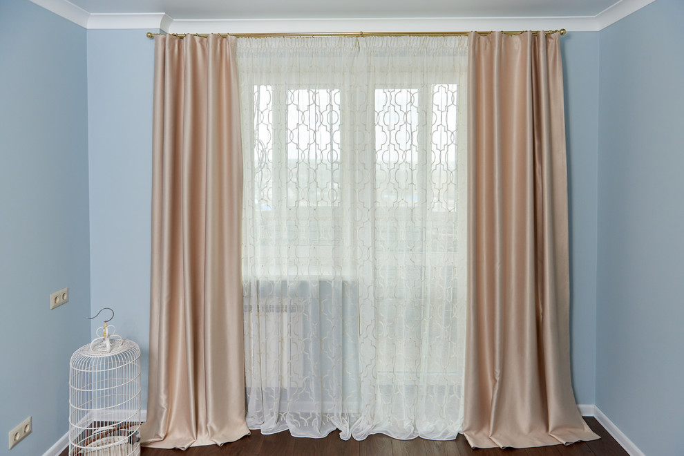 Спальня в бежево-небесной гамме