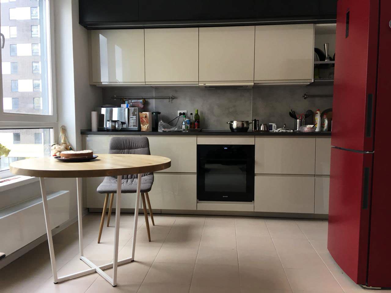 Обеденные столы