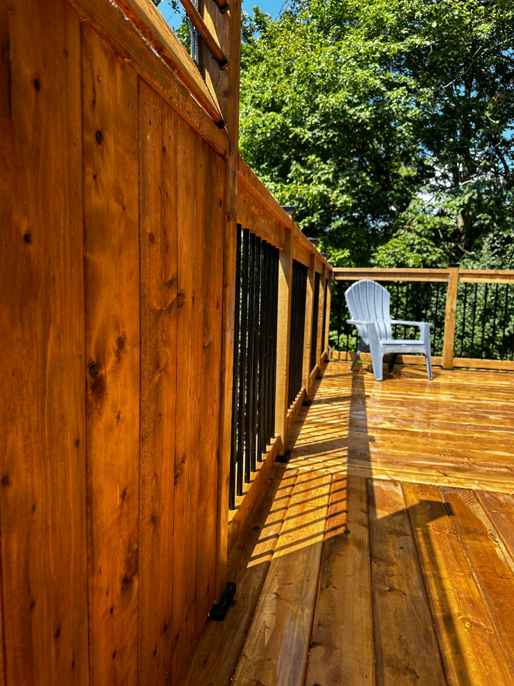 Sweetbriar - Backyard Deck - London, ON