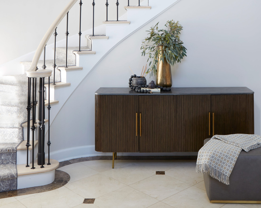 Transitional Design Entry Way Entry Detail - Transitional - Entry - Chicago - by Epic Interiors | Houzz