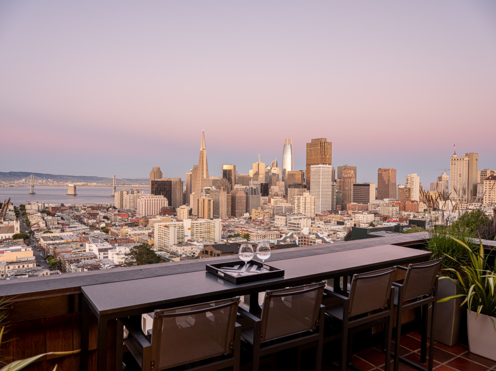 This is an example of a contemporary terrace in San Francisco.