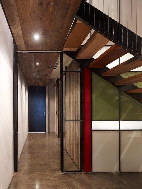 Ground Floor - Atrium industrial-treppen