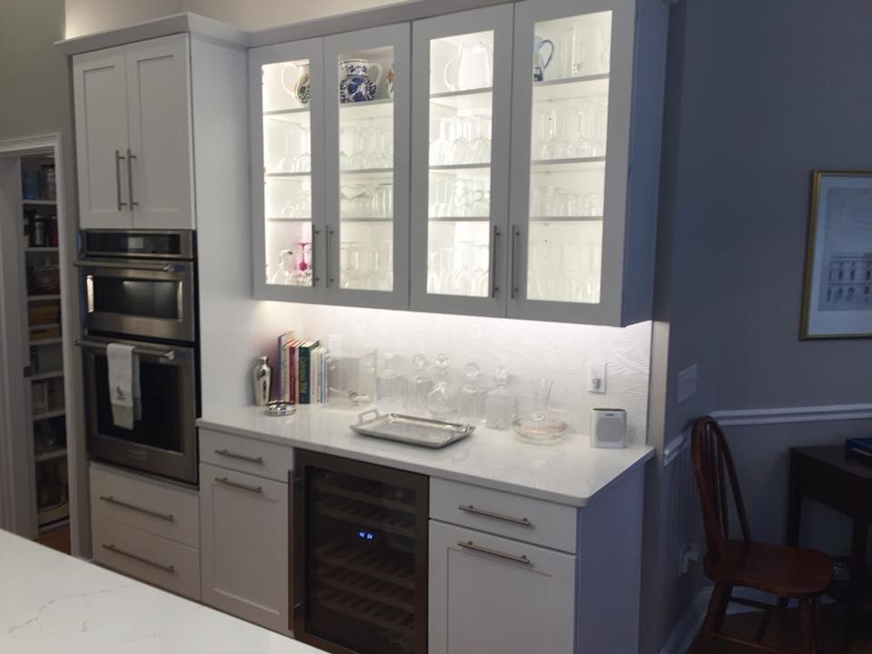 Example of a trendy kitchen design in Jacksonville