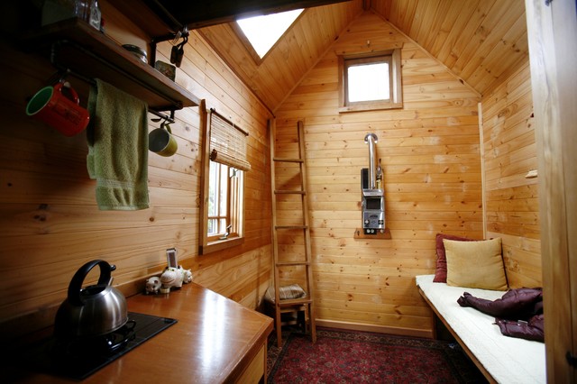 Life Lessons from Living a Decade in 84 Square Feet 