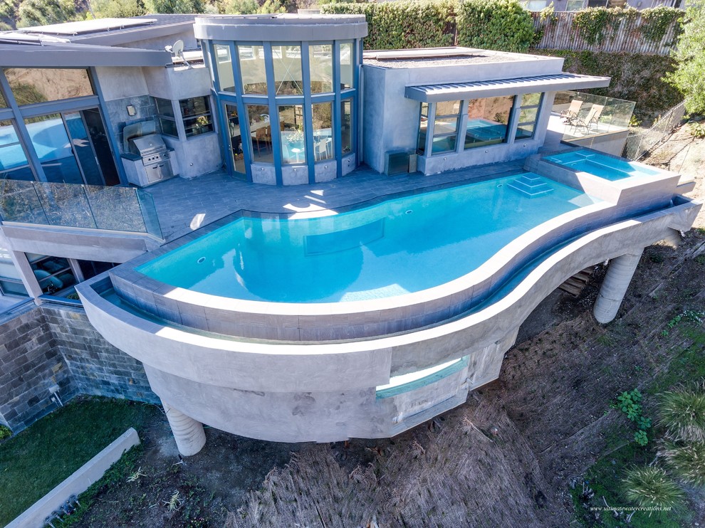Brentwood -  Hillside 360 Overflow Infinity Swimming Pool with Windows and Spa