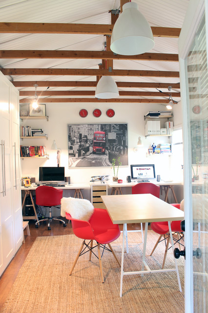 Garage conversion minimalistisch-arbeitszimmer
