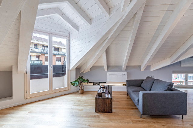 Attic flat in Turin contemporary-vardagsrum