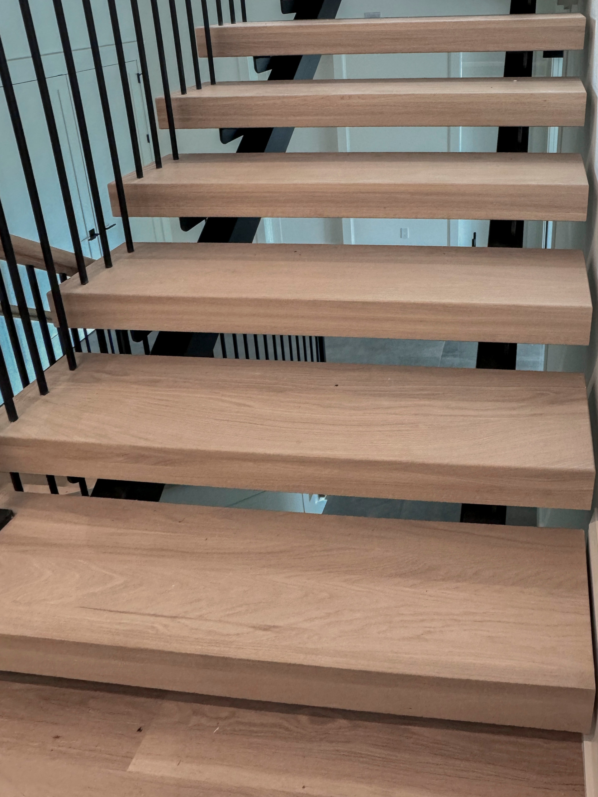122_Modern Steel & Wood Floating Staircase, Arlington VA 22207