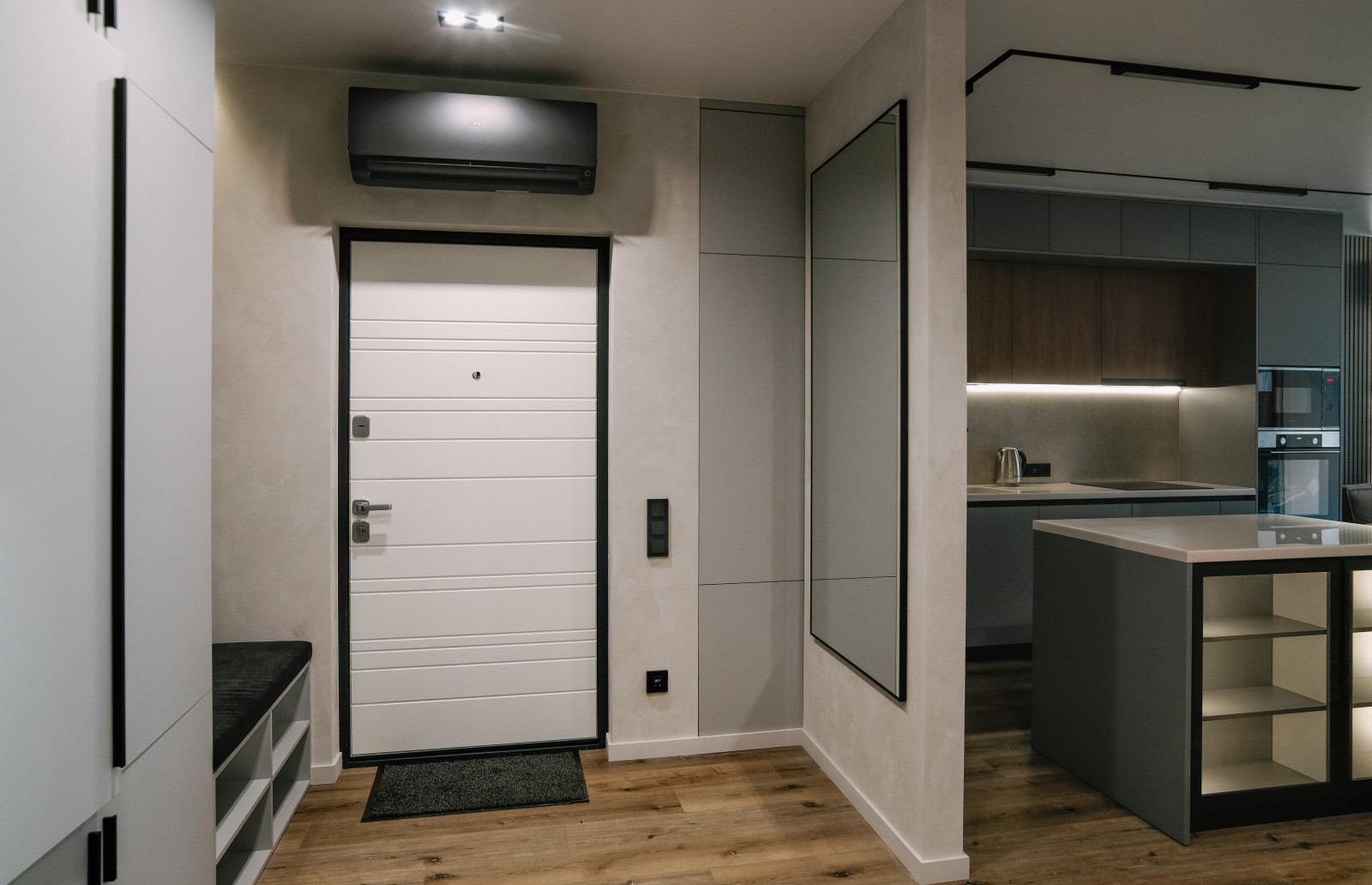 Квартира с дизайнерским ремонтом и освещением