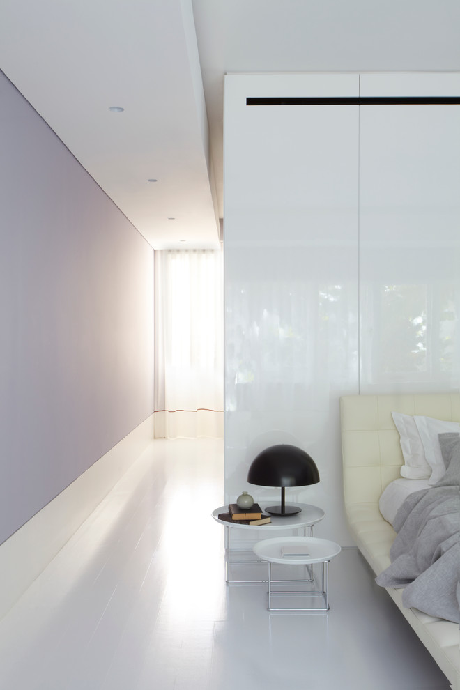 This is an example of a modern bedroom in Sydney.