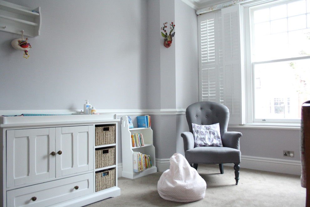 This is an example of a transitional kids' room in London.