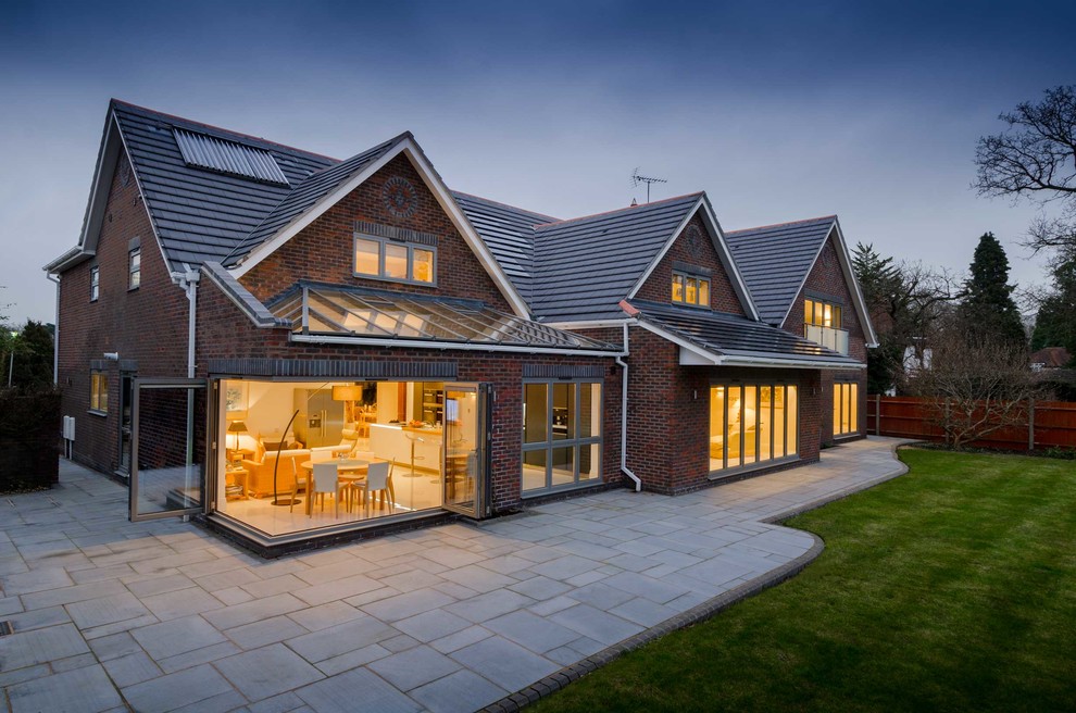 Inspiration for a contemporary exterior in Buckinghamshire.