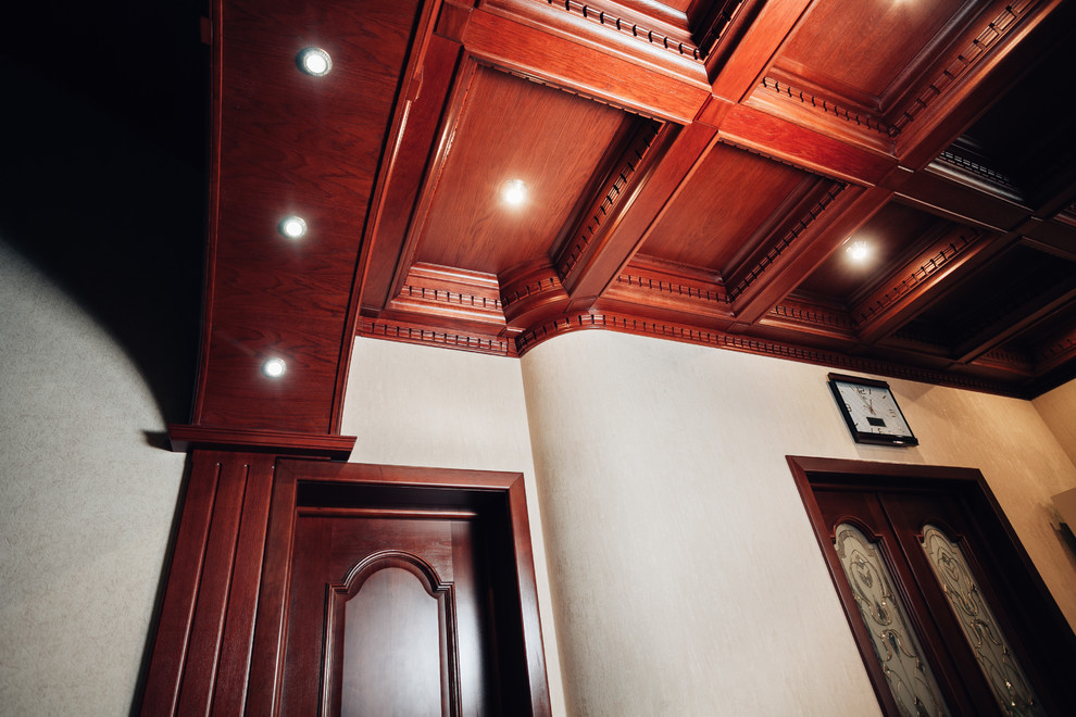 Деревянная лестница в тайнхаусе на ул. Агакова г. Чебоксары