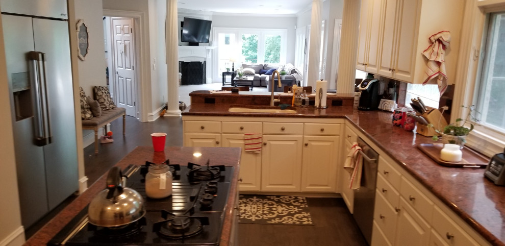 Chris & Danielle's Kitchen