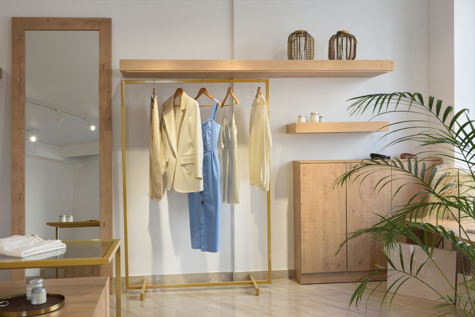 Магазин одежды «Nude Story»