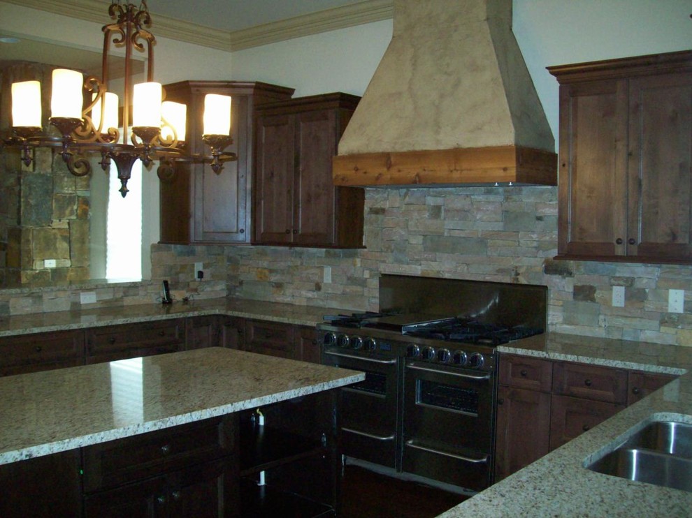 Mountain style kitchen photo in Birmingham