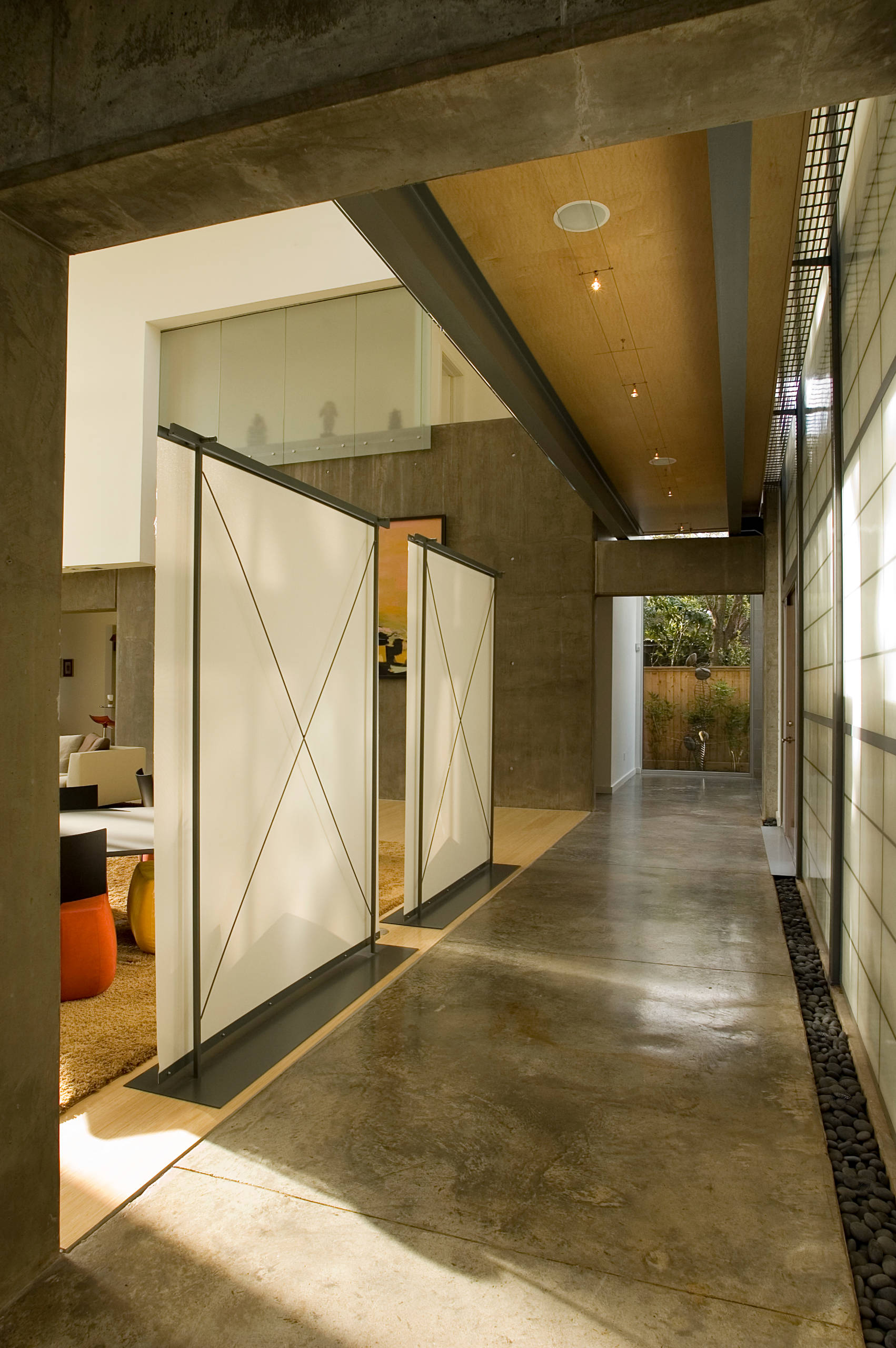 Design Workshop: The Many Highlights of Translucency