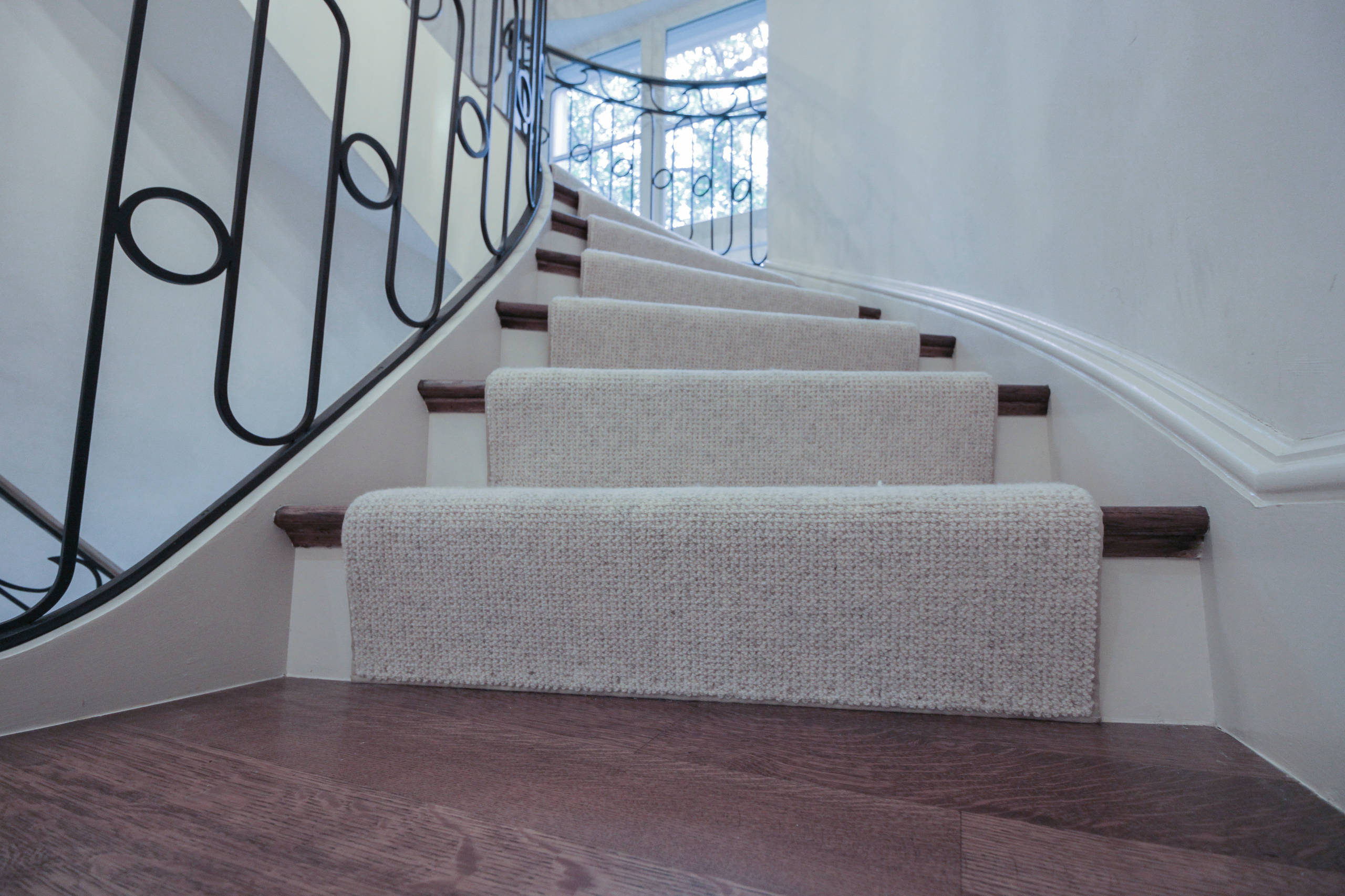 61_Sculptural/Elliptical Staircase in Washington, DC 20008