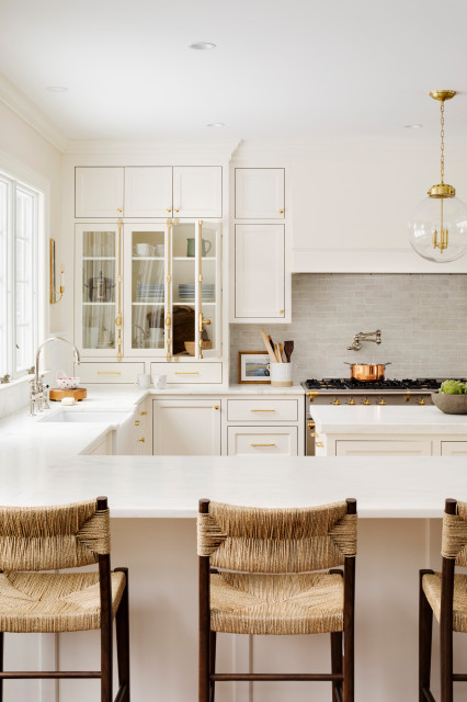 Timeless and Elegant clasico-renovado-cocina