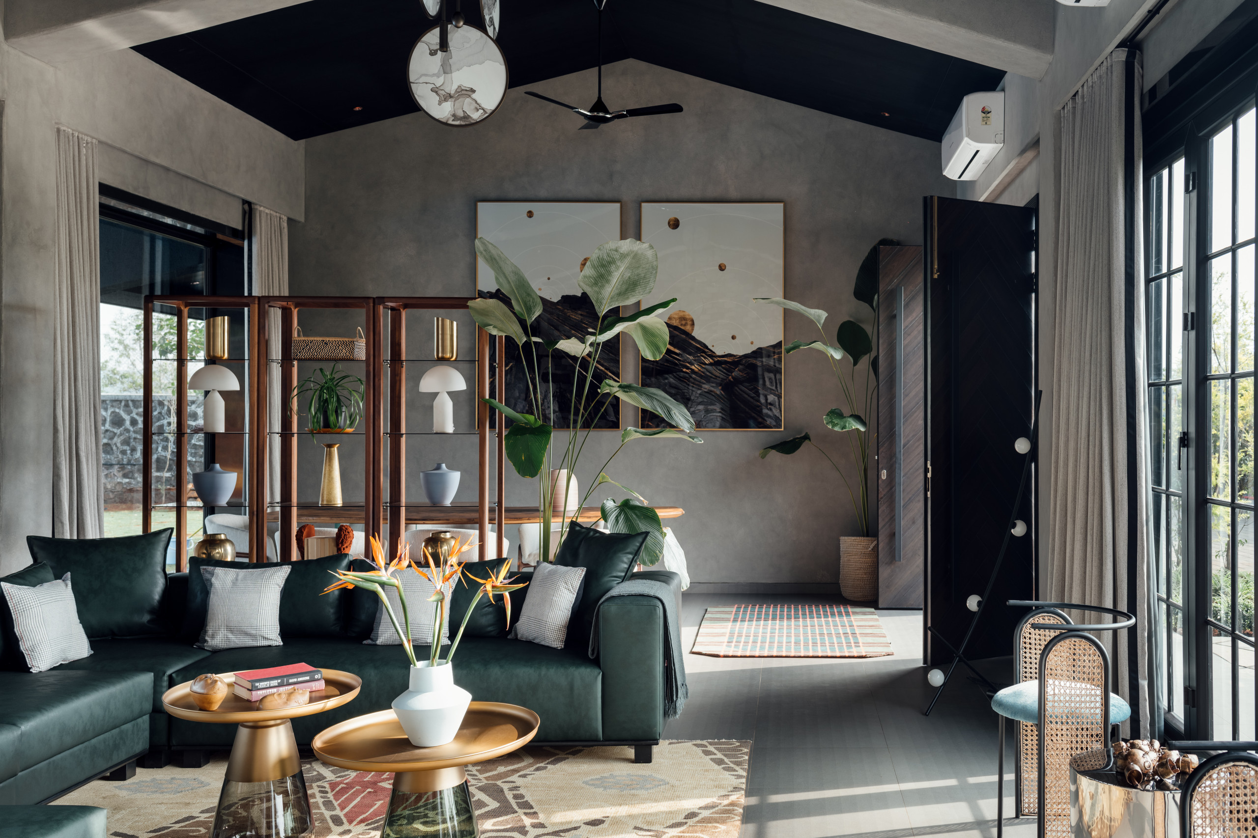 ミッドセンチュリー風グレーソファ