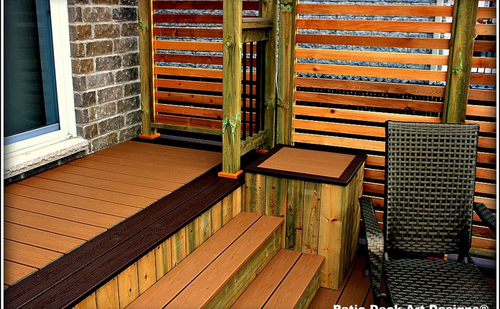 Example of a trendy deck design in Montreal