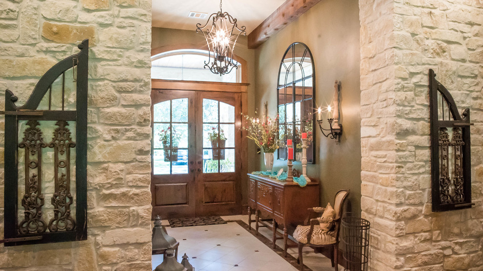 Entryway - rustic entryway idea in Houston