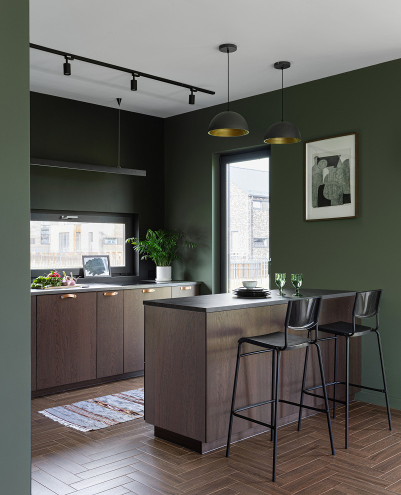 Дом в Подмосковье 137 м2 с темными стенами