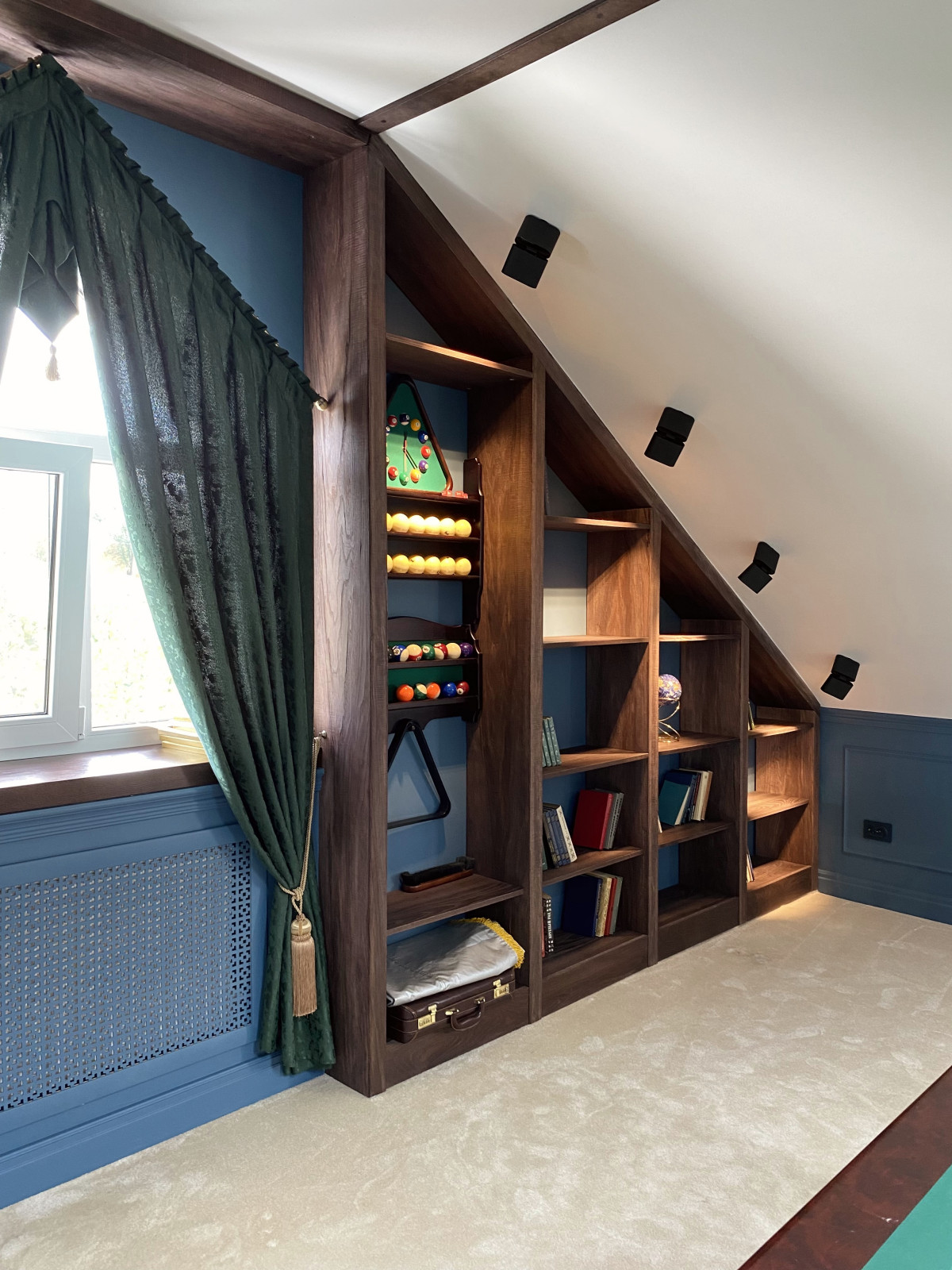 Бильярдная