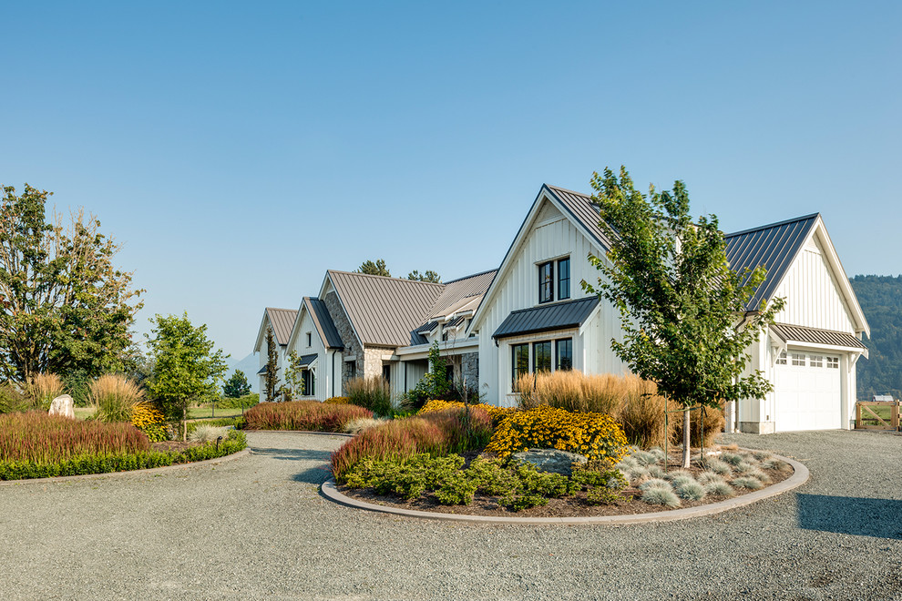 Contemporary Farmhouse - Farmhouse - Exterior - Vancouver ...