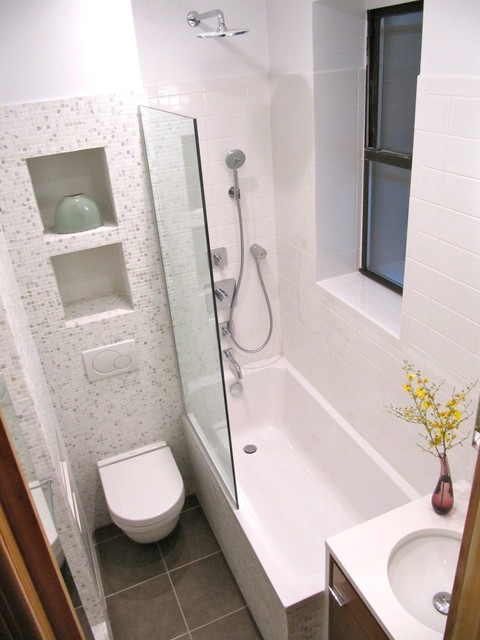 Upper West Side Bathroom Renovation moderne-badevaerelse