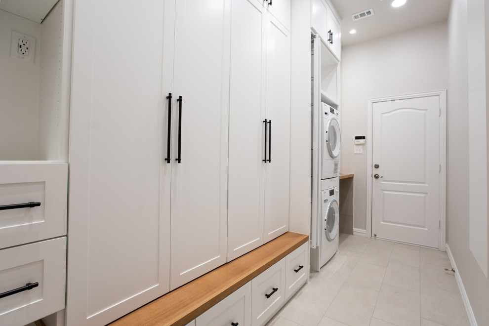 Black Alder | Guest Bath + Laundry