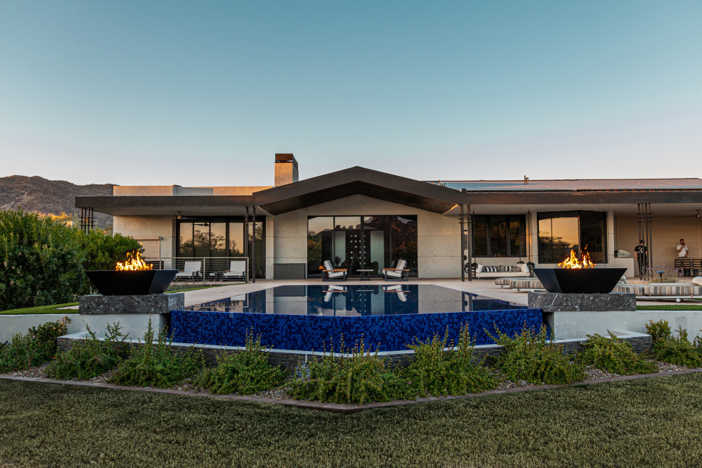 Paradise Pool and Outdoor Living Landscape on Paradise Valley ...