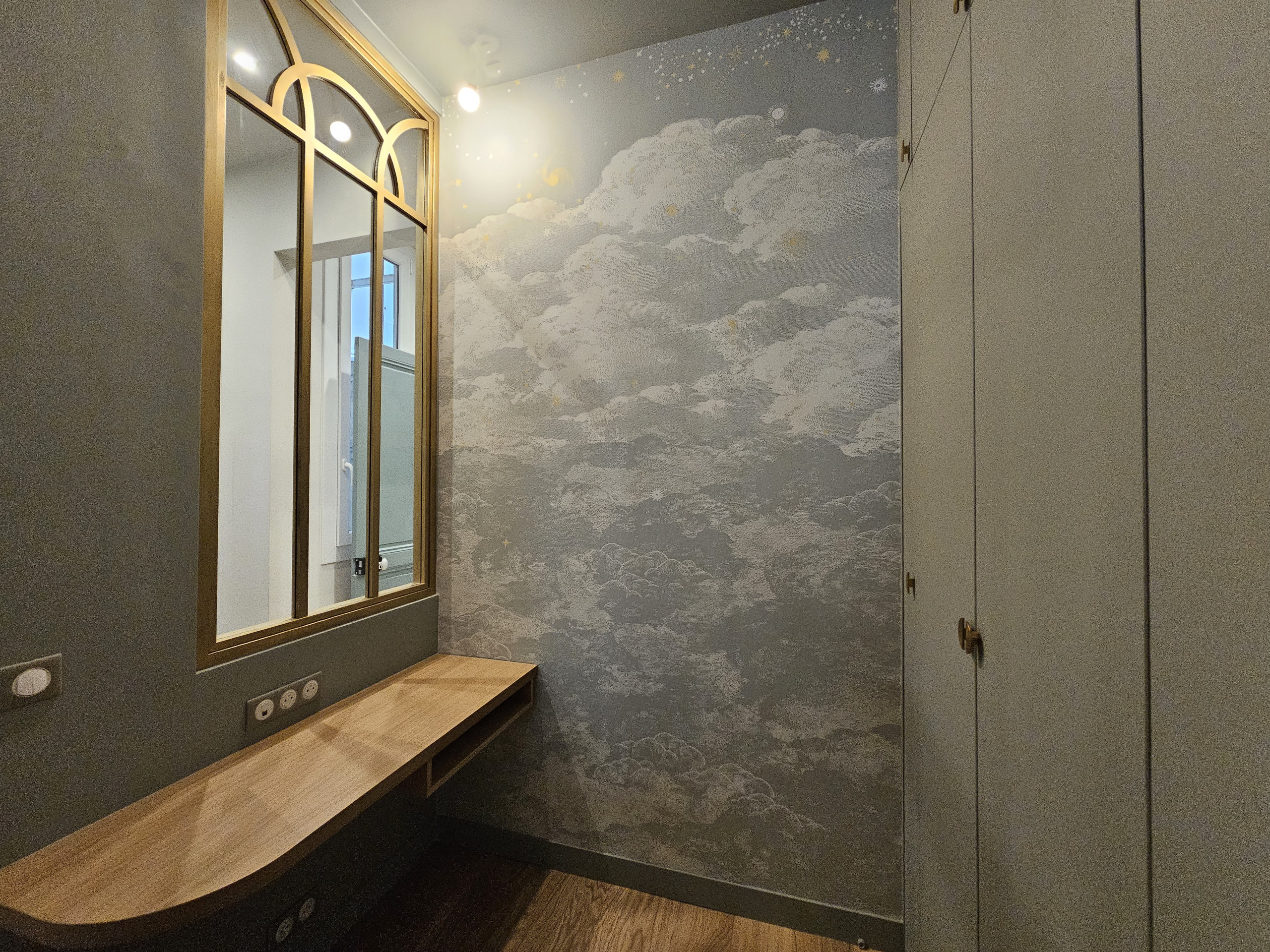 Pied-à-terre enveloppant