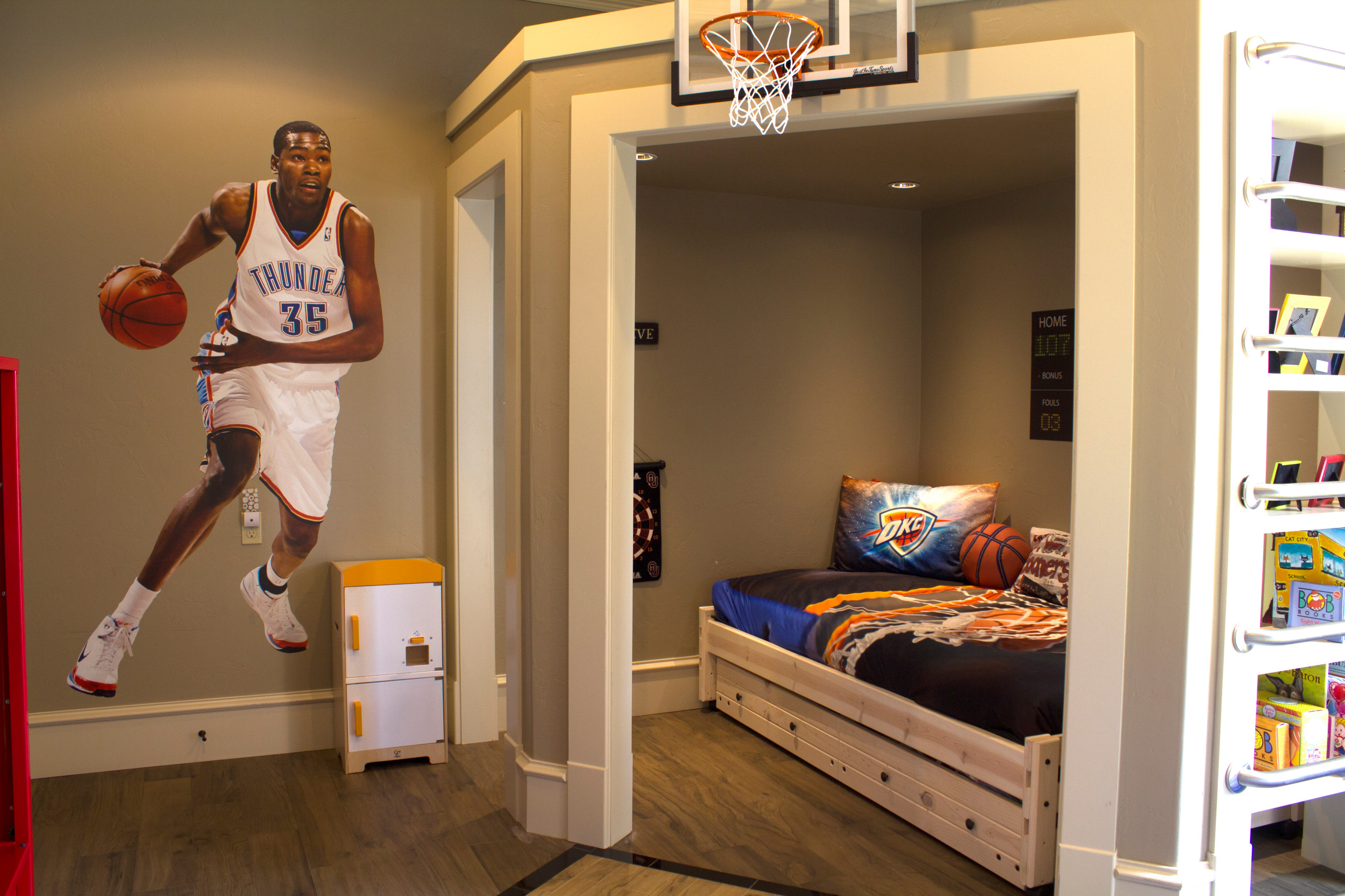 Boys Basketball Themed Room - Photos \u0026 Ideas | Houzz, image size:2560x1706