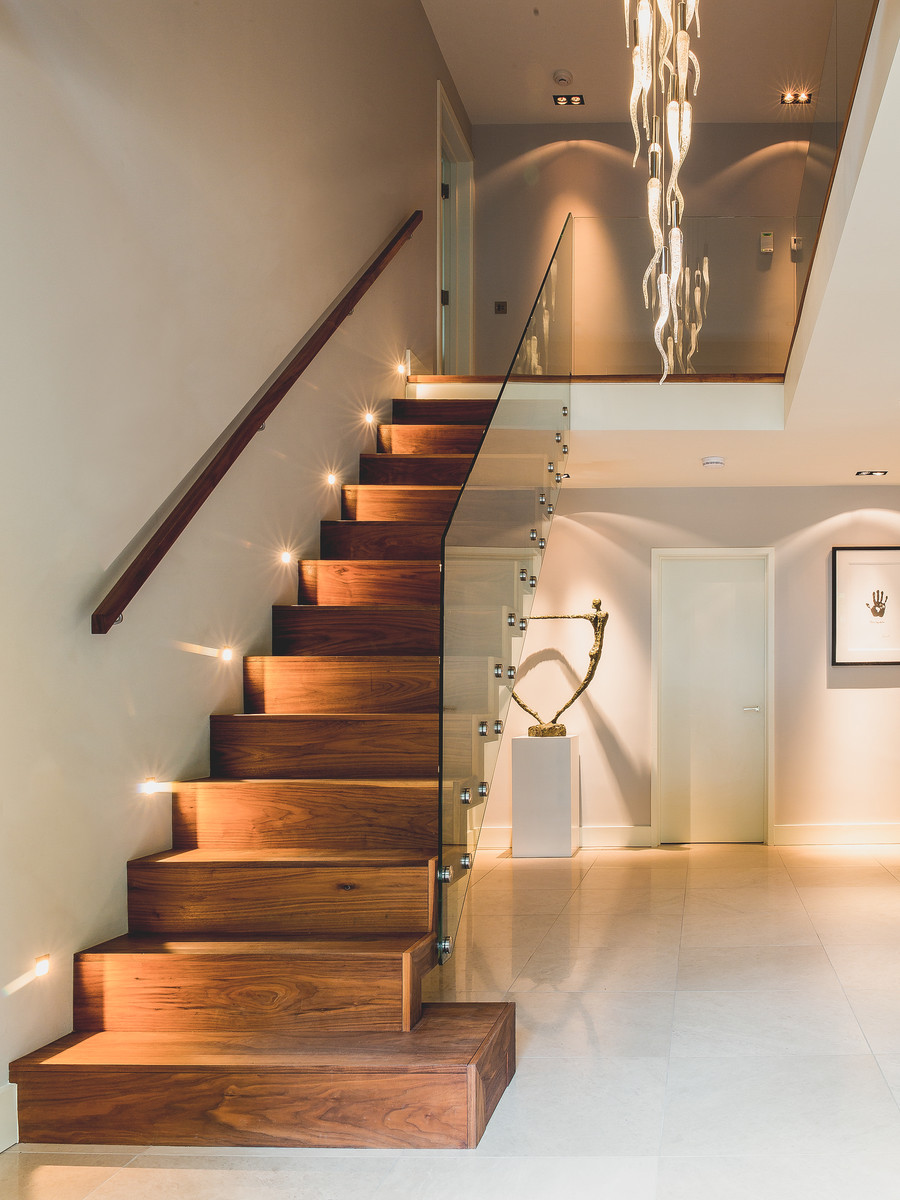 Photo of a contemporary hallway in Hertfordshire.