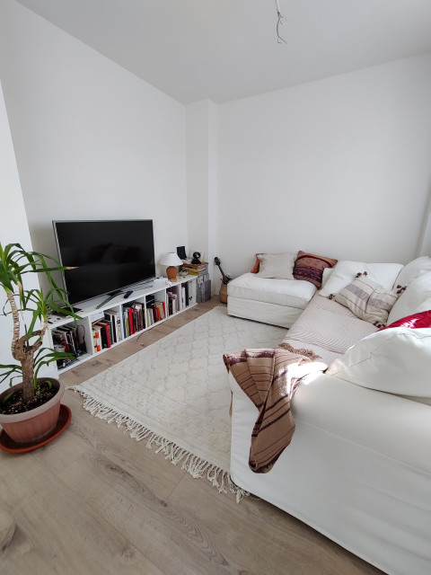 SUNNY PENTHOUSE contemporaneo-sala-de-estar