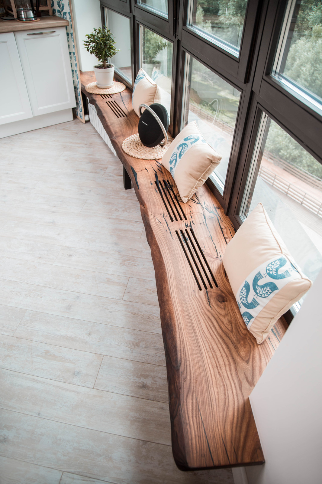 Подоконник из слэба вяза Новогорск