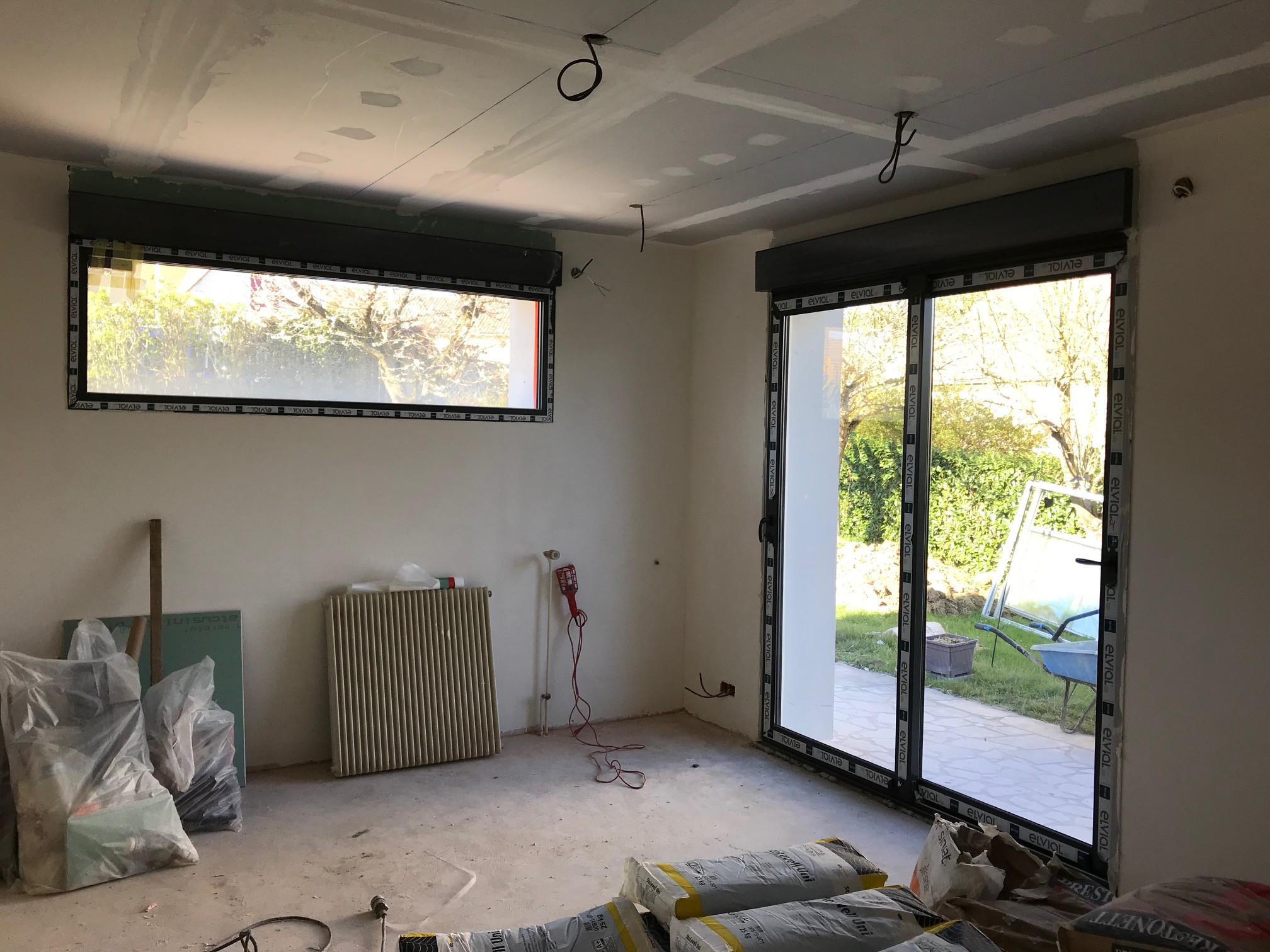 Rénovation d'une maison individuelle de 160 m² et modification de clôture