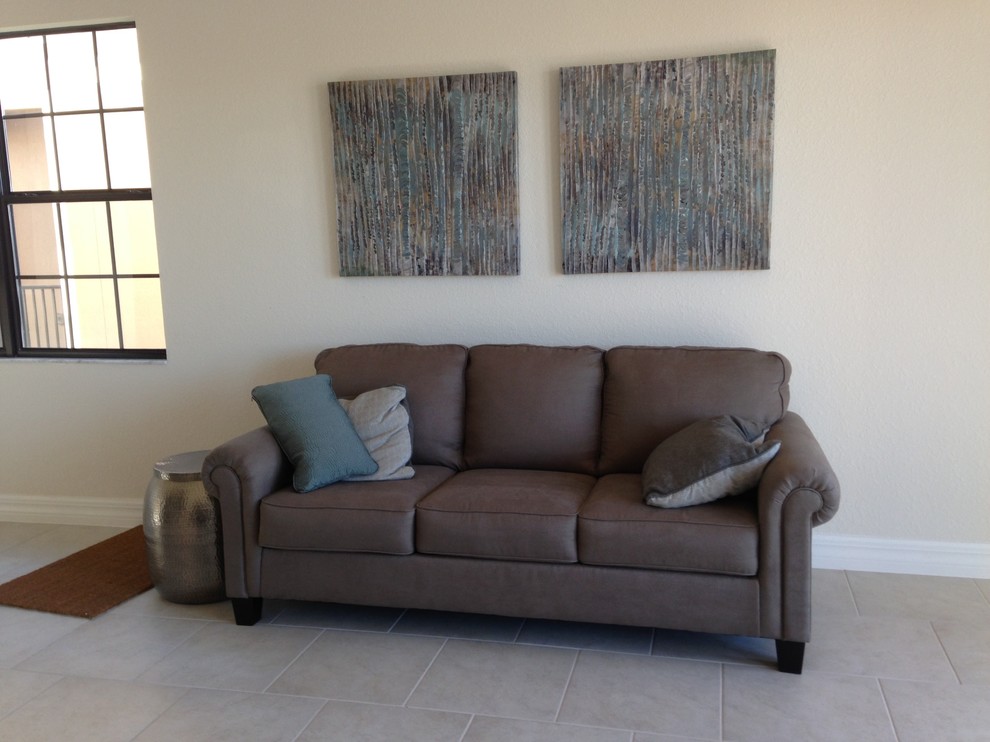 Accent chairs and coffee table ideas