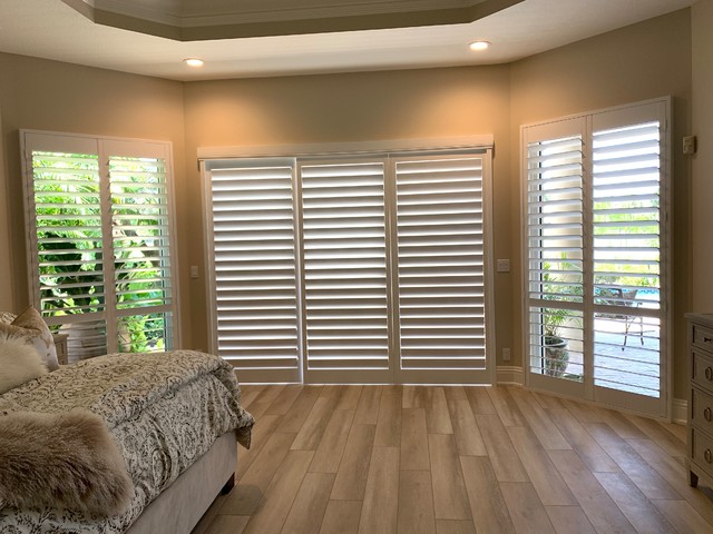 Classic Faux Wood Shutter from SelectBlinds.com