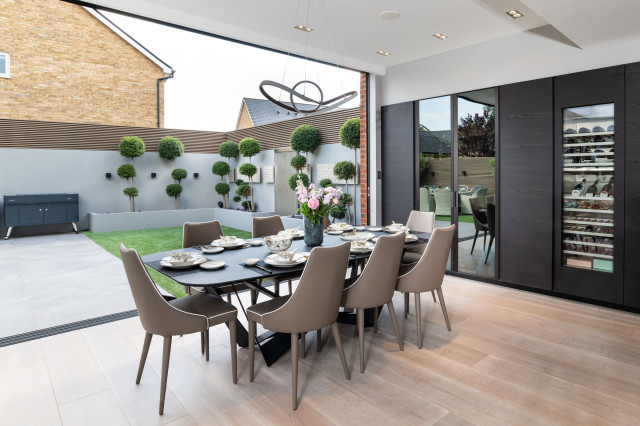 Maple Close, Epsom contemporary-matplats