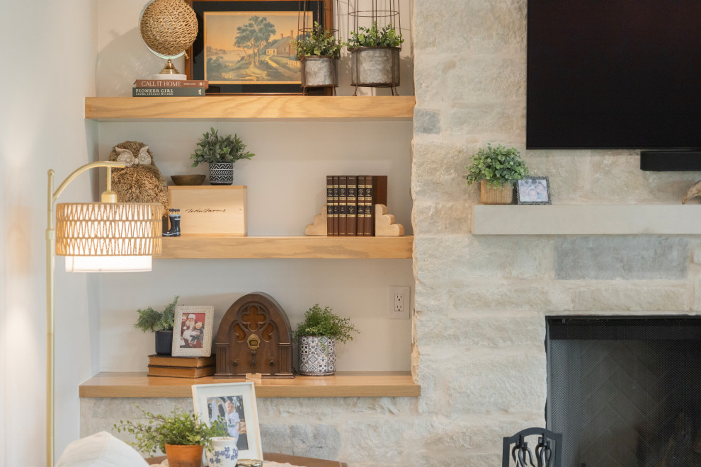 6302 Lynn Lane - Reit Above It All