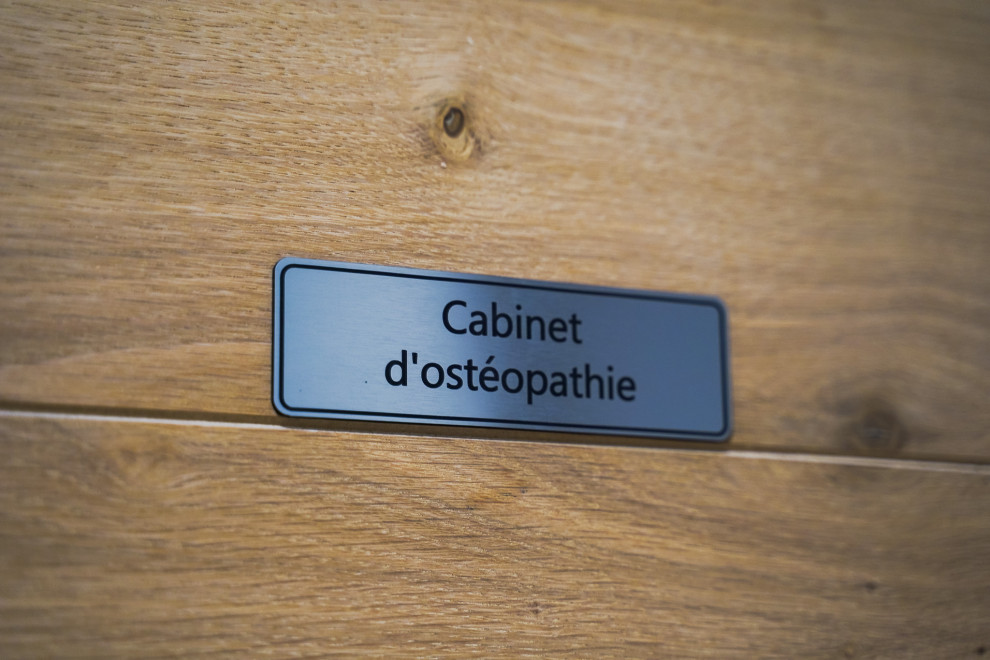 Une ancienne écurie transformée en cabinet d'osthéopathie