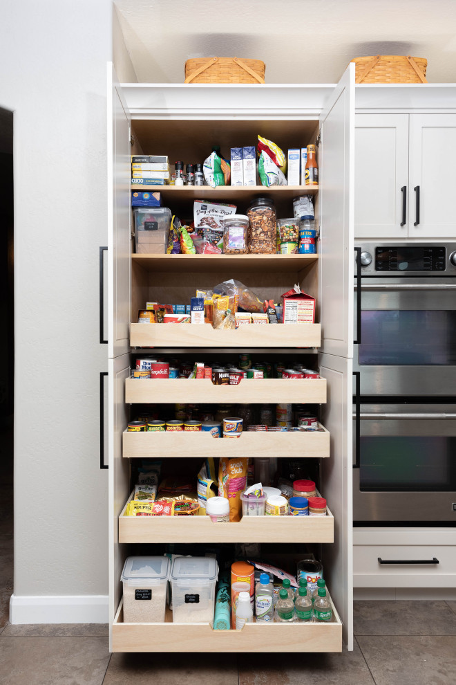 Kitchen - kitchen idea in Phoenix