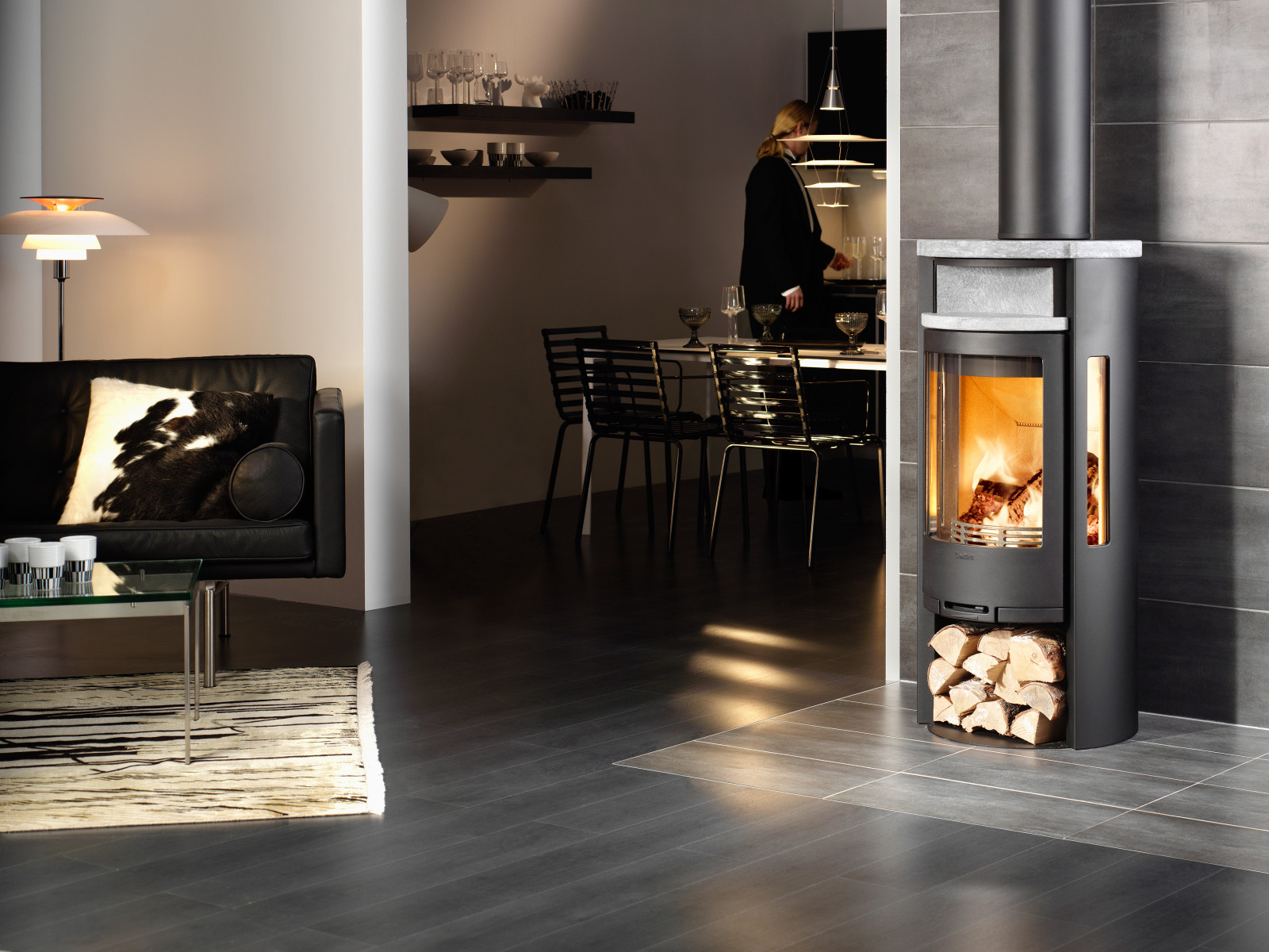 Печь камин CONTURA модель 660T